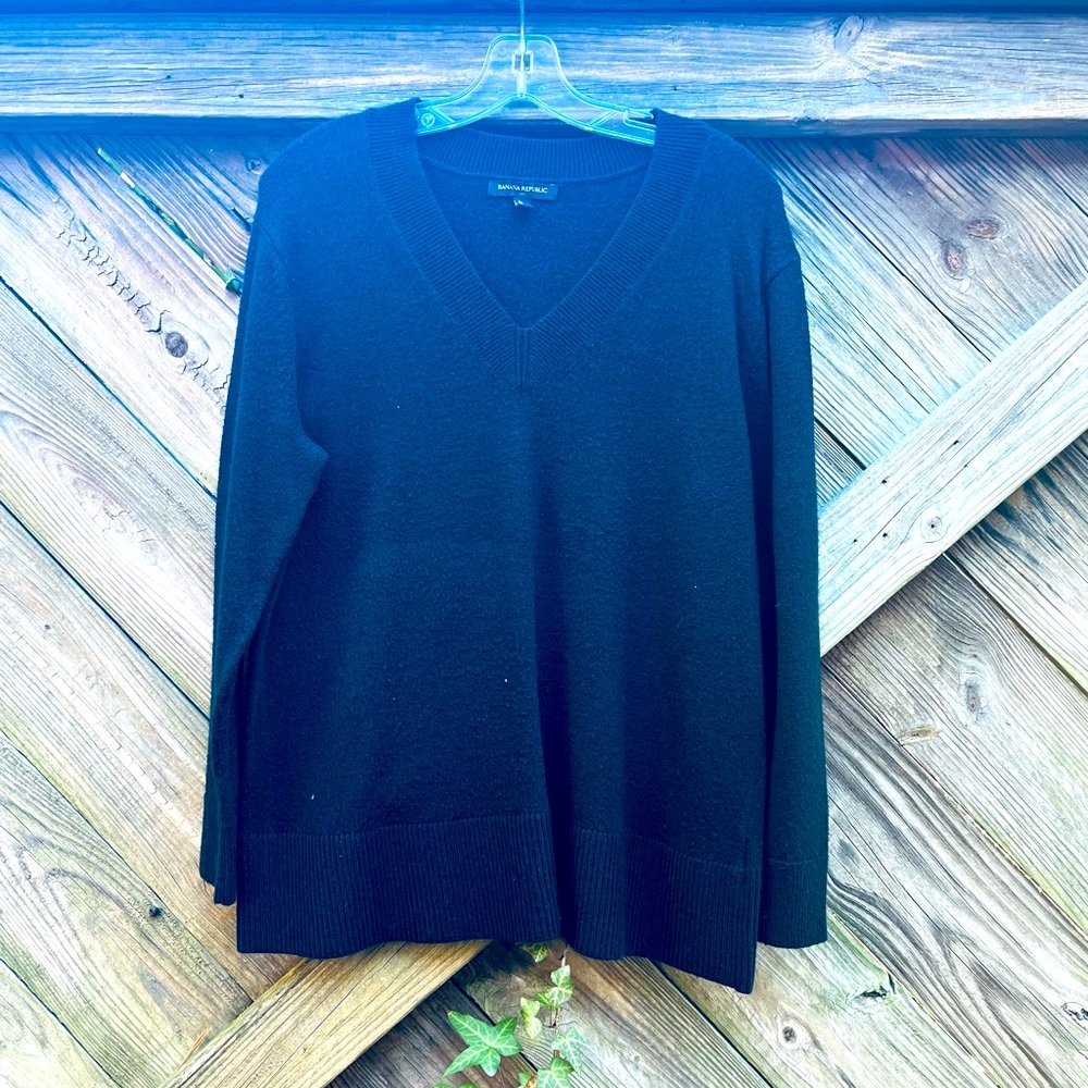 Banana Republic Black Vneck Sweater